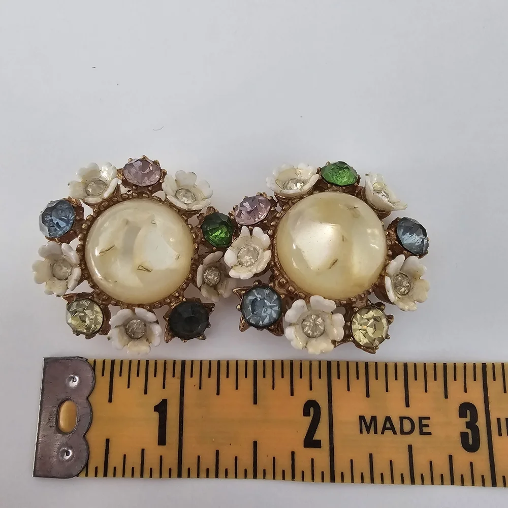 Vintage 1950s Pastel Floral Cluster 